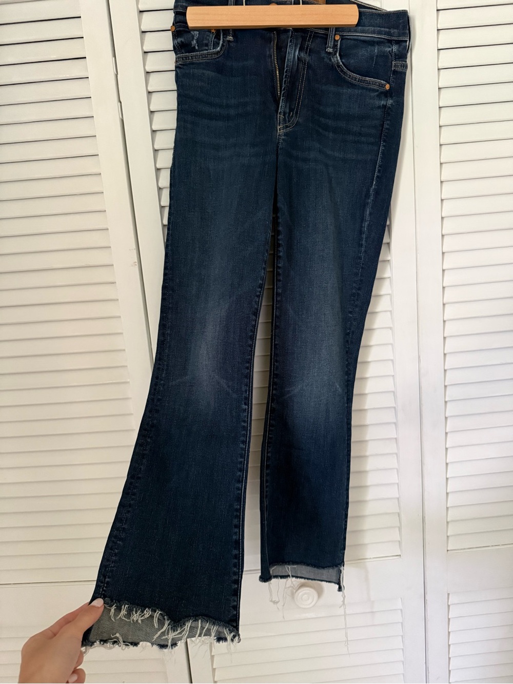 MOTHER Denim Insider Crop Step Fray